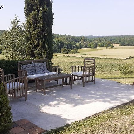 Lembaudie Saint-Privat-des-Prés Esterno foto