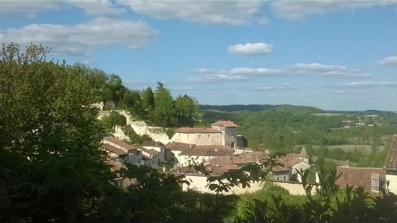Lembaudie Saint-Privat-des-Prés Esterno foto